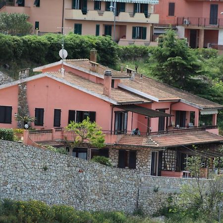 קאפוליברי Struttura Turistica Villa Calamita מראה חיצוני תמונה